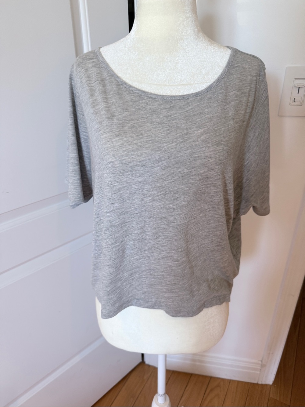 Zara Light Heather Gray Short Sleeve Scoop Neck Tee